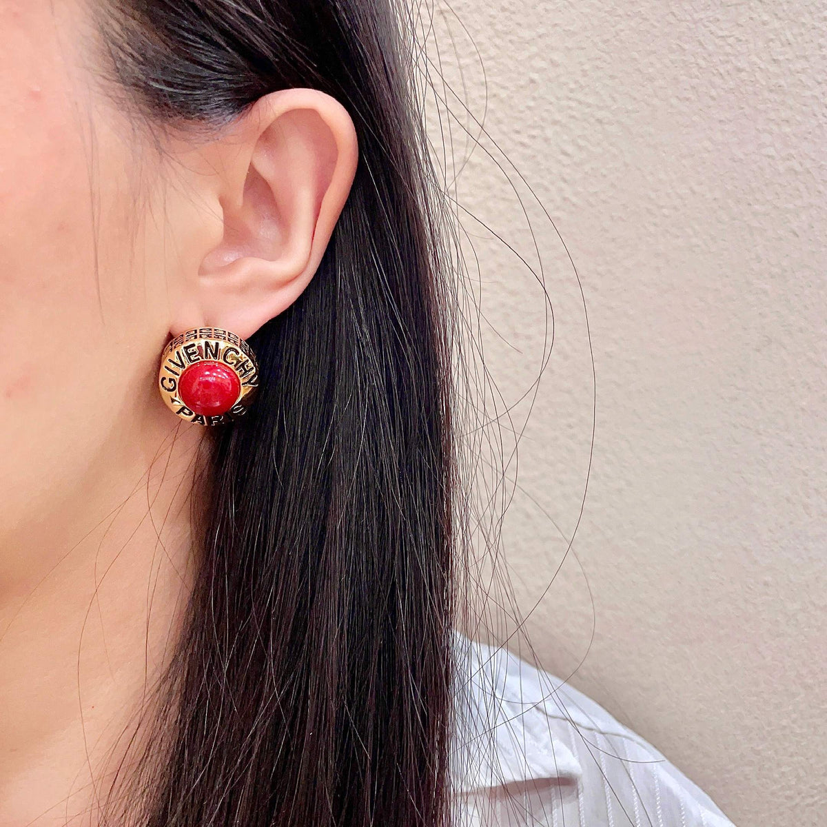 Round Stud Earrings in Gold-Tone – Red Detail detail view