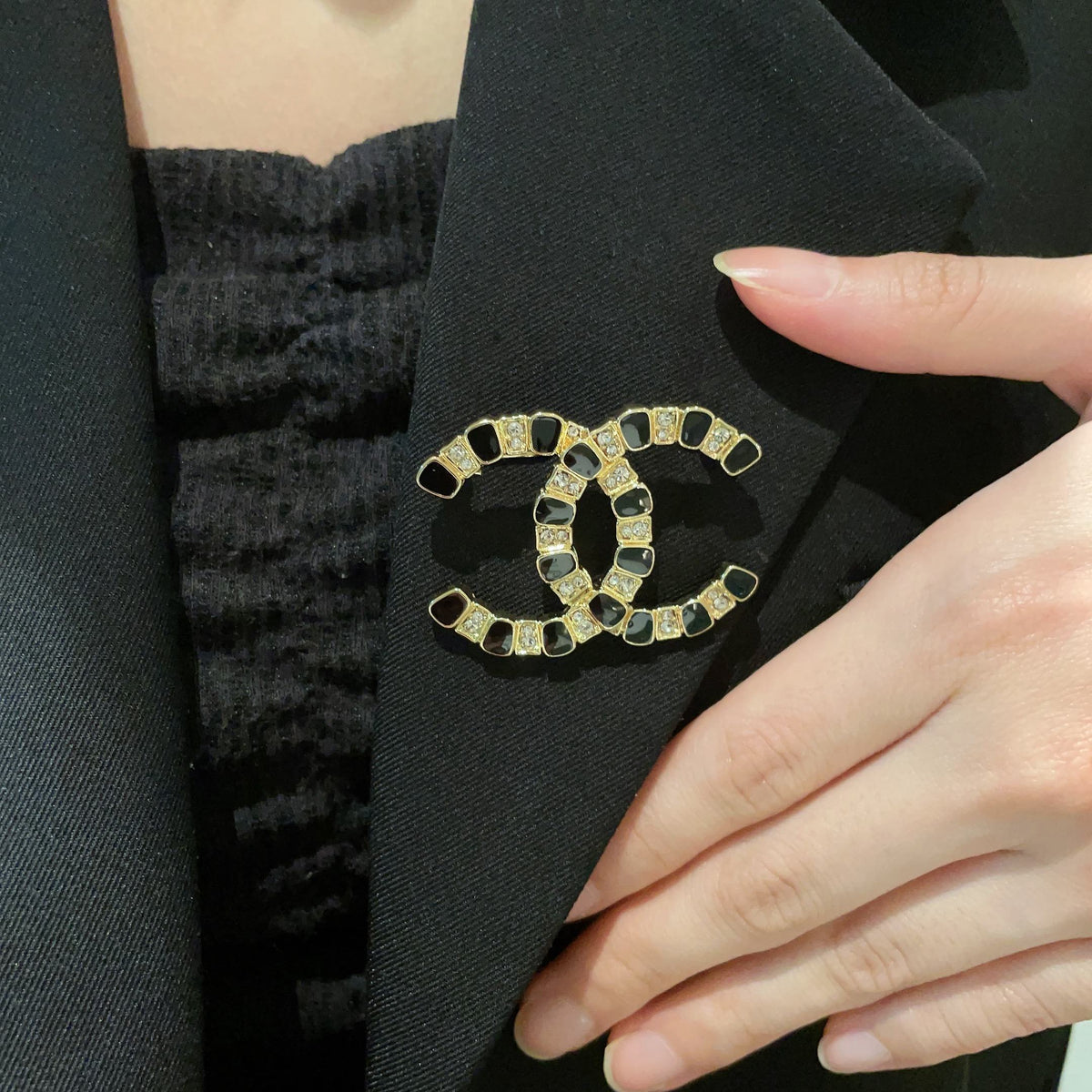Signature Emblem Brooch in Polished Metal-Tone – Design 010 main product view