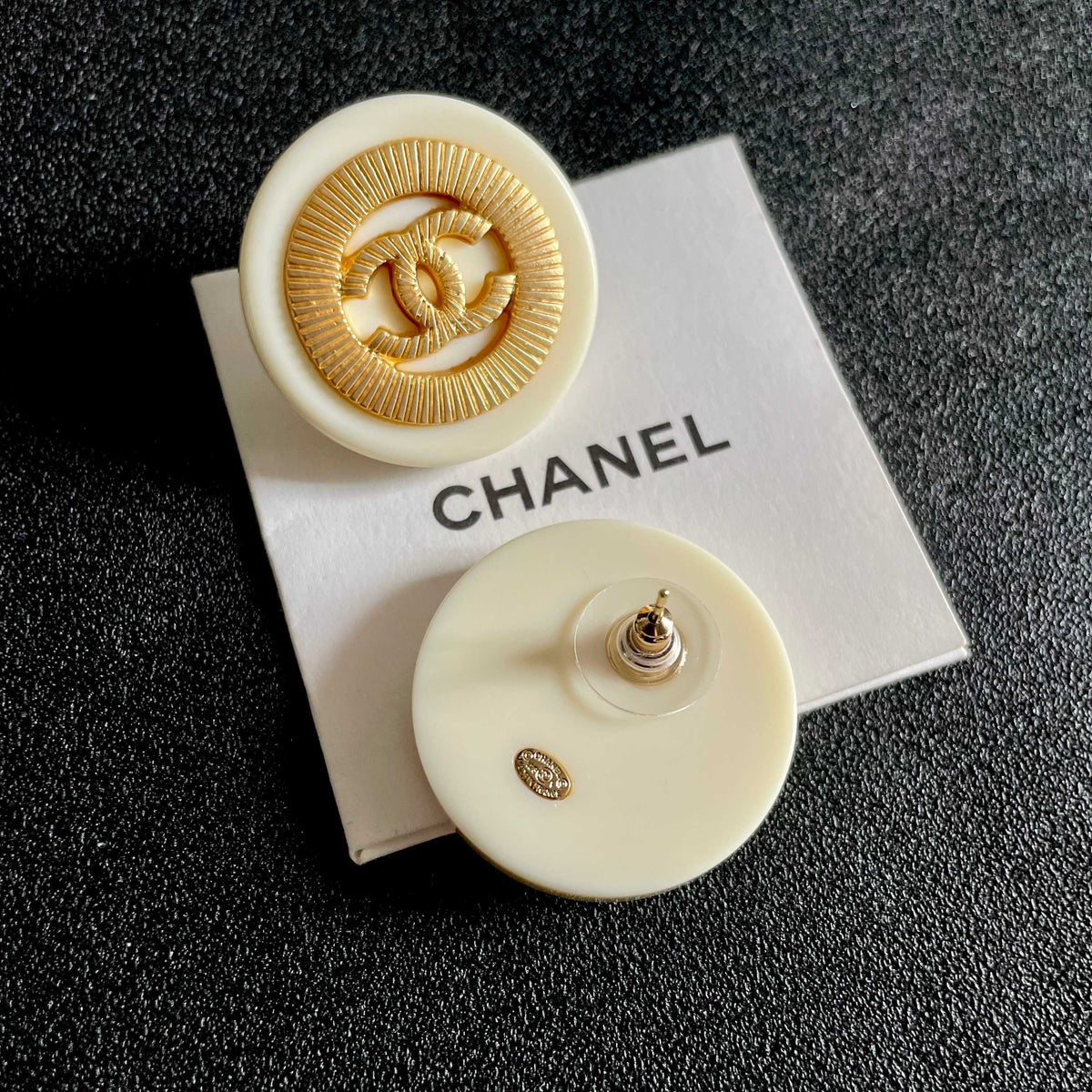 Double-C Emblem Stud Earrings in Polished Metal-Tone – Design 029 main product view