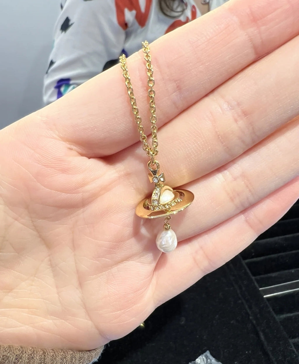 Pearl Pendant Necklace in Polished Metal-Tone – Pearl Detail – Design 005 styled product view