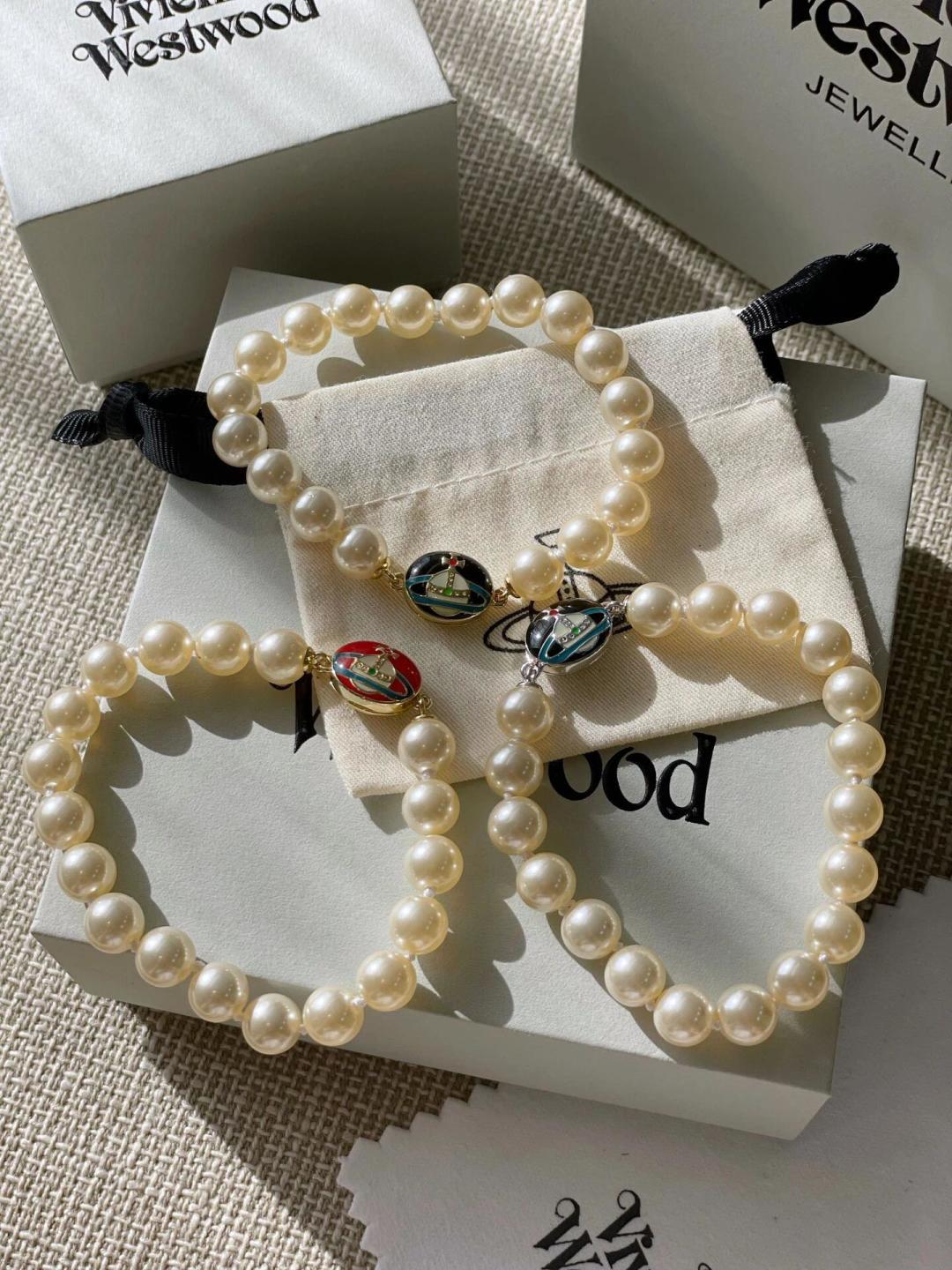Orb Bracelet in Polished Metal-Tone – Pearl Detail – Design 003 detail view