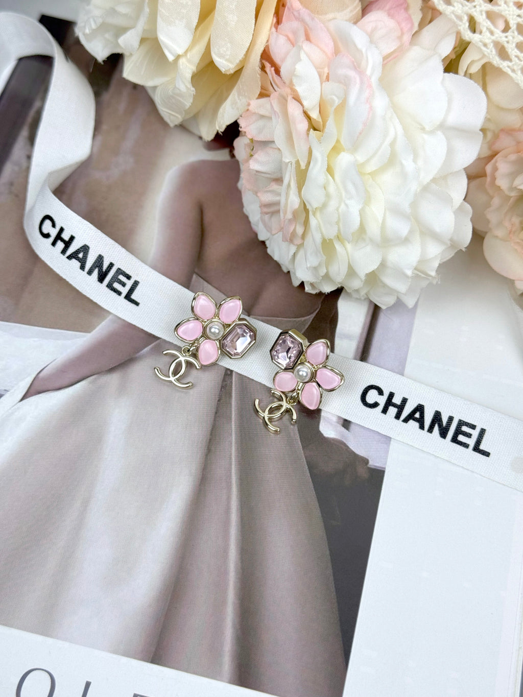 Double-C Emblem Statement Earrings in Polished Metal-Tone – Pink Detail detail view
