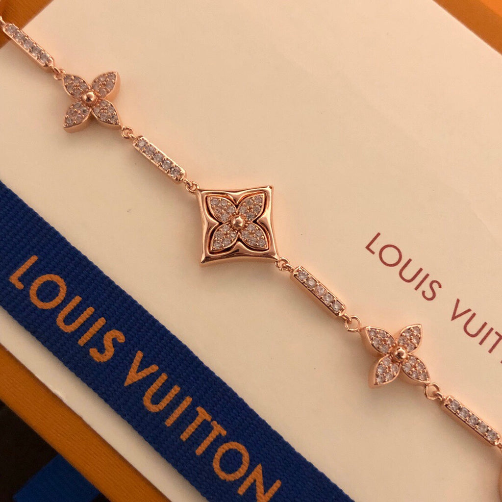 Geometric Emblem Bracelet in Polished Metal-Tone – Design 008 detail view