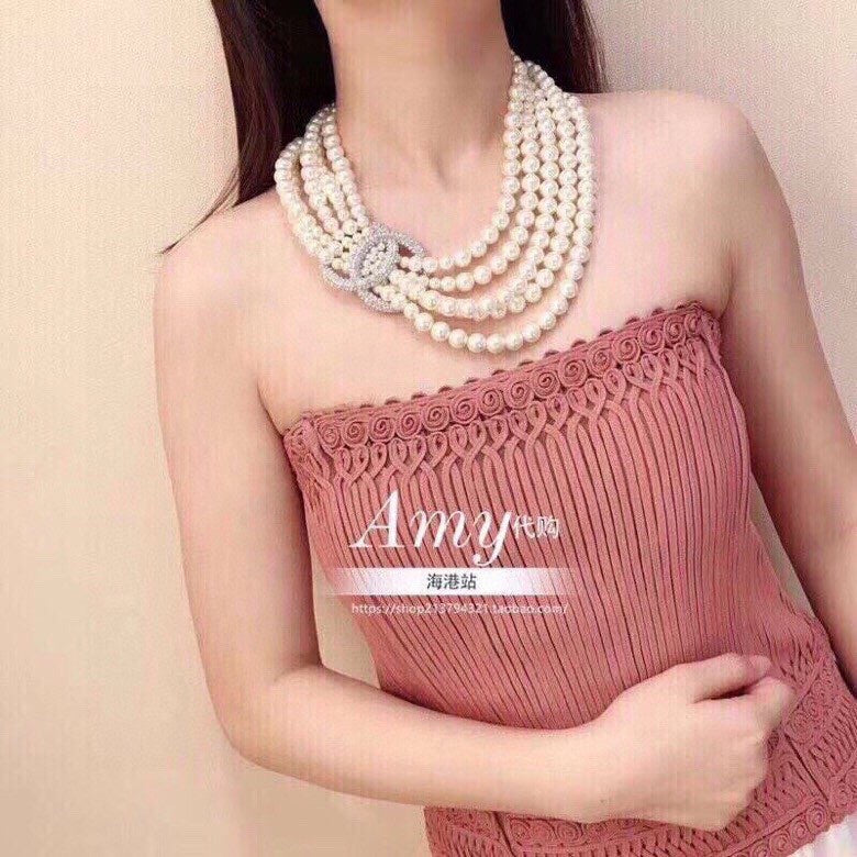 Pearl Pearl-Detail Pendant Necklace – Pearl Detail – Design 009 front product view
