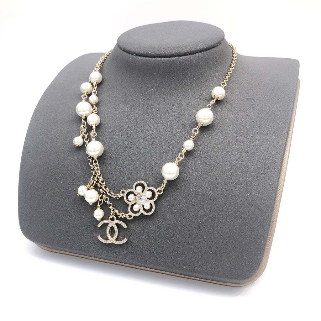 Camellia Pearl-Detail Pendant Necklace – Pearl Detail – Design 005 main product view