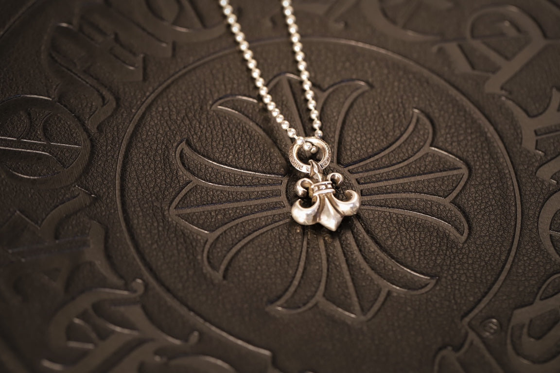 Signature Emblem Pendant in Polished Metal-Tone – Design 003 close-up detail