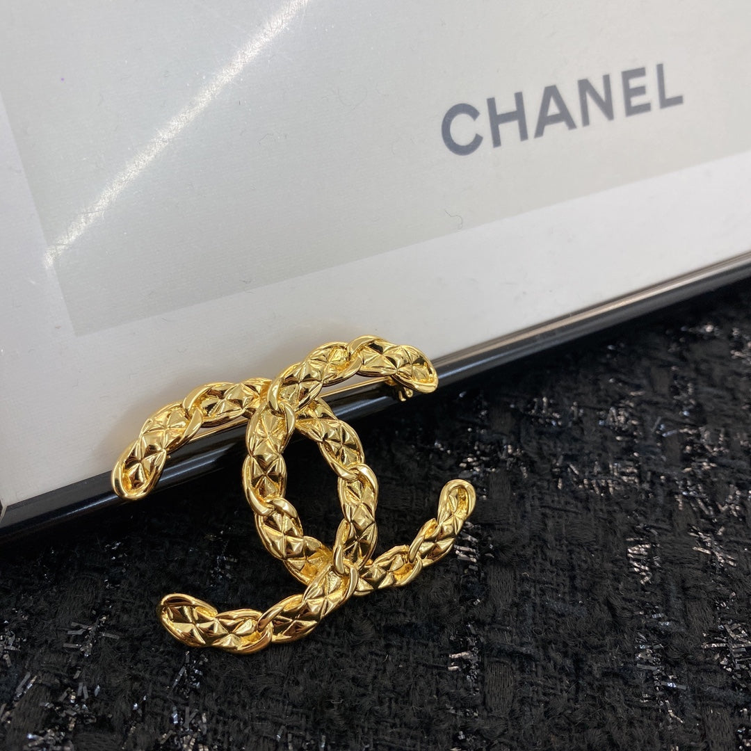 Signature Emblem Brooch in Polished Metal-Tone – Design 057 front product view