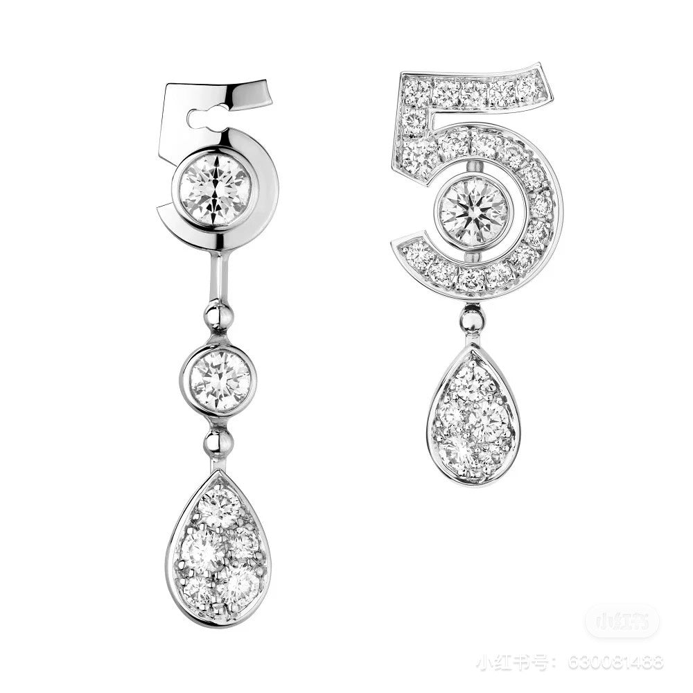 Signature Emblem Pendant Necklace in Polished Metal-Tone – Design 037 front product view