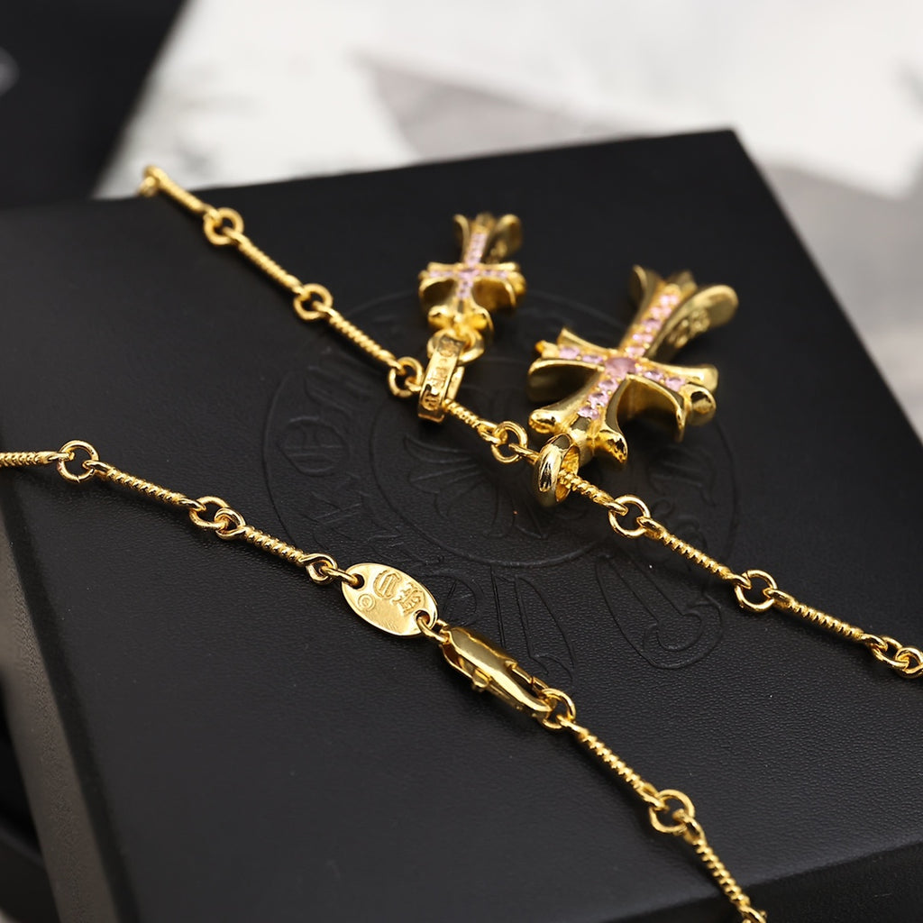Cross Pendant Necklace in Antique Silver-Tone – Design 15 detail view