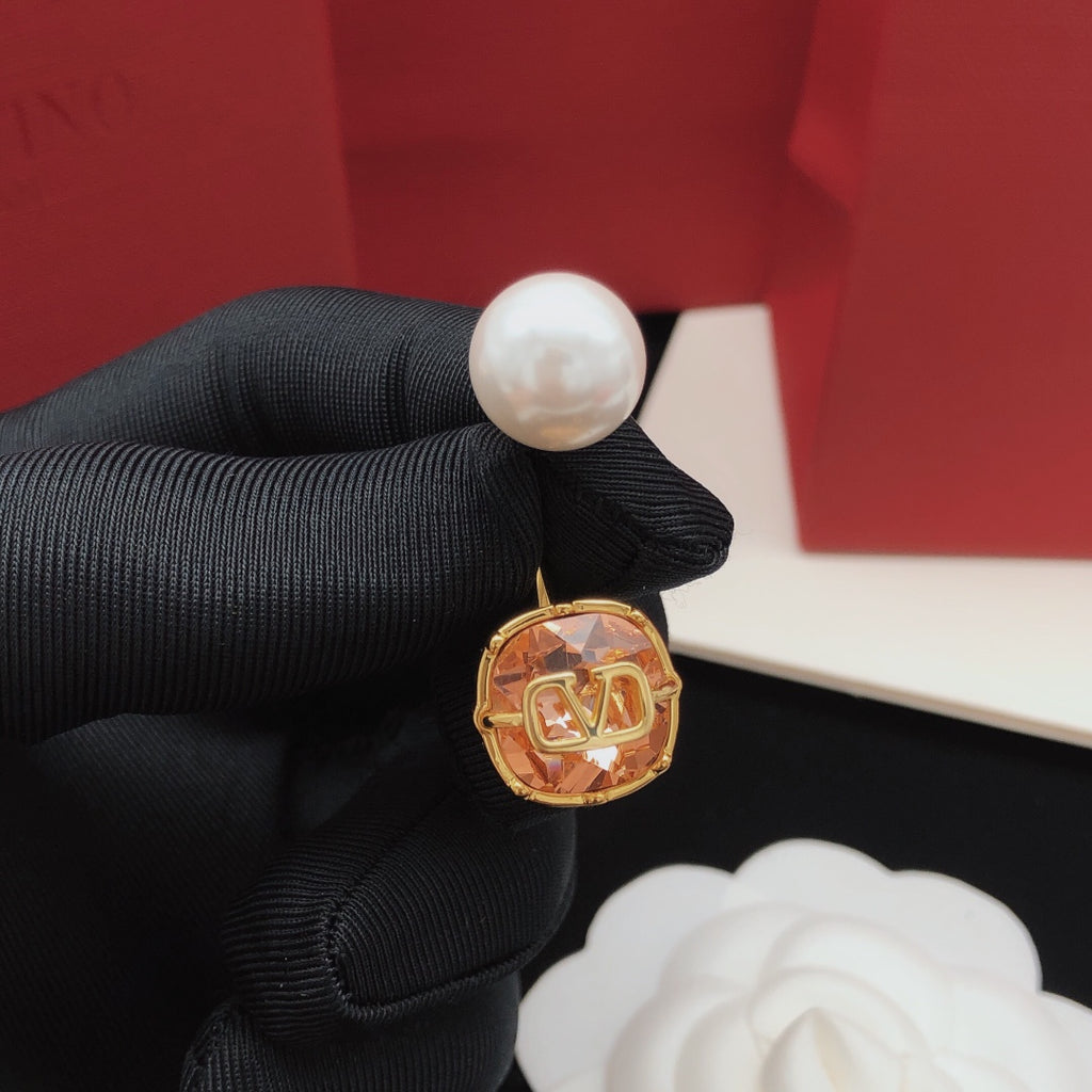 Signature Emblem Pearl-Detail Drop Earrings – Red detail view