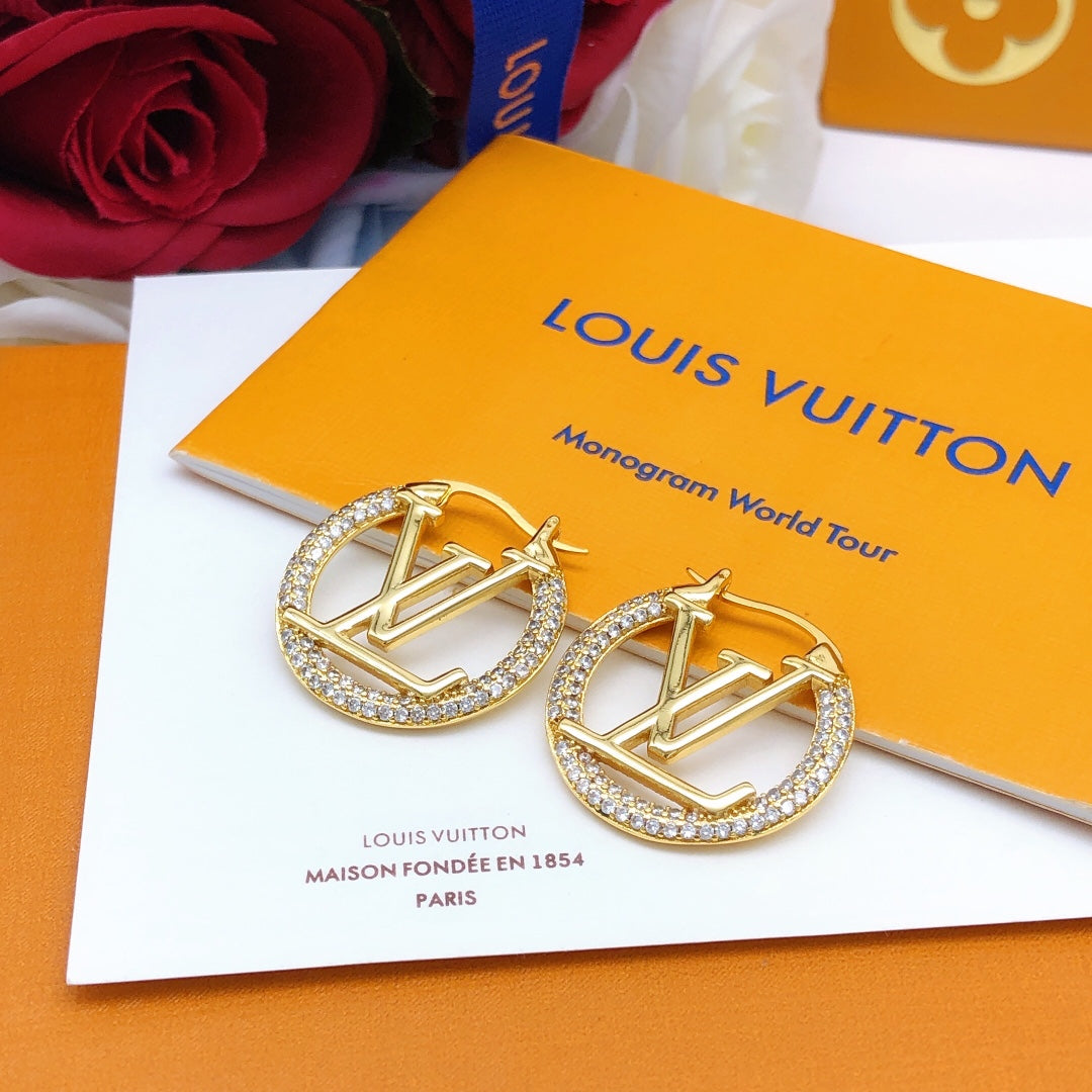 Round Statement Earrings in Gold-Tone – Design 001 detail view