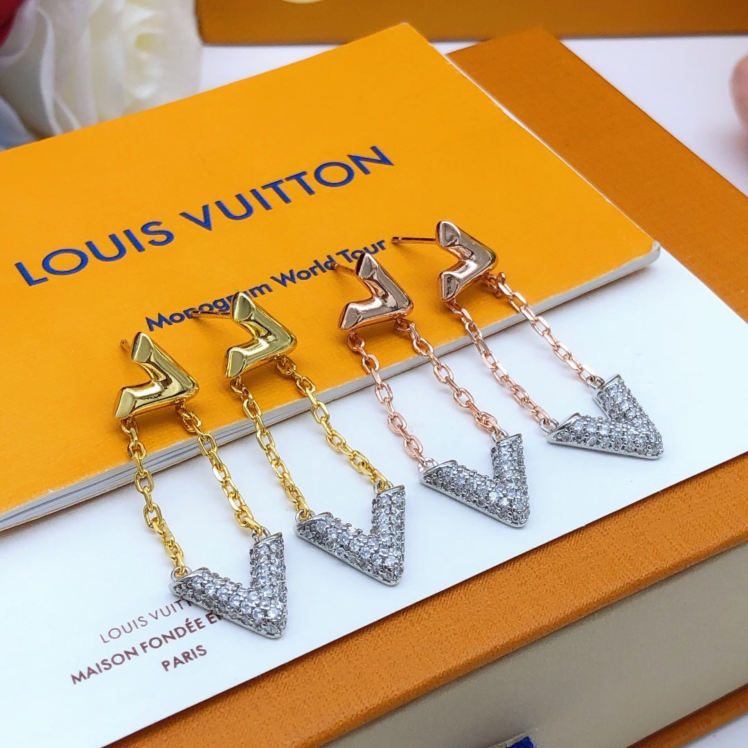 Geometric Emblem Stud Earrings in Gold-Tone – Design 044 detail view