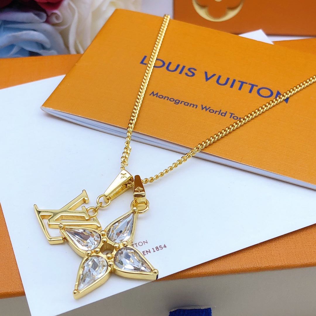 Geometric Emblem Pendant Necklace in Gold-Tone – Design 042 side detail