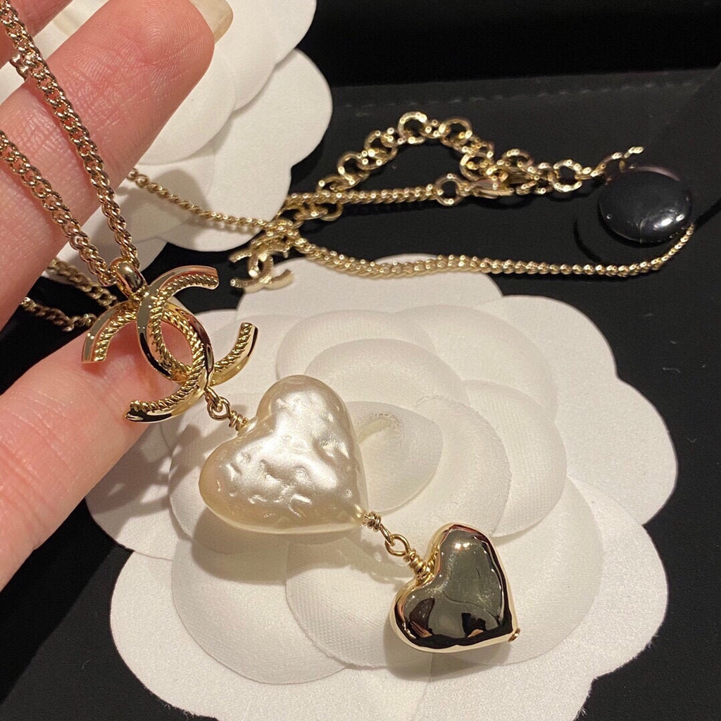 Heart Pearl-Detail Pendant Necklace – Pearl Detail – Design 008 front product view