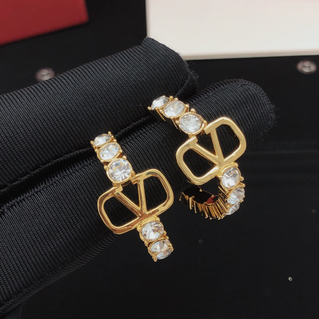 Moon Crystal-Accent Statement Earrings – Design 05 detail view