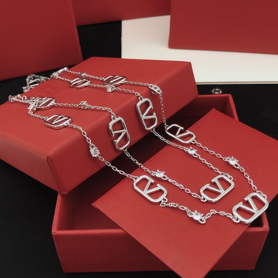 Signature Emblem Double-Layer Pendant Necklace main product view