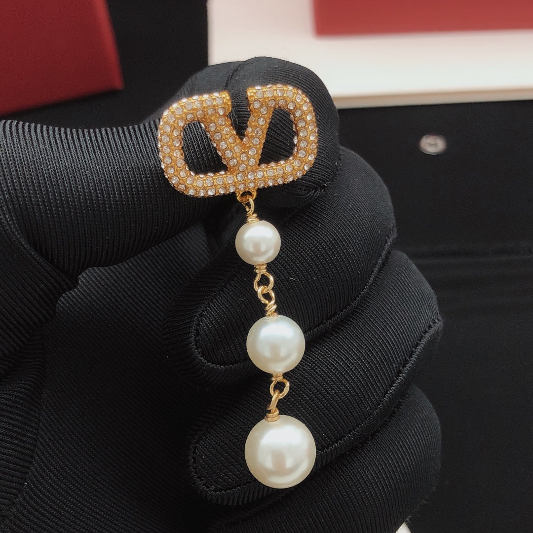 Signature Emblem Stud Earrings in Gold-Tone – Design 13 side detail
