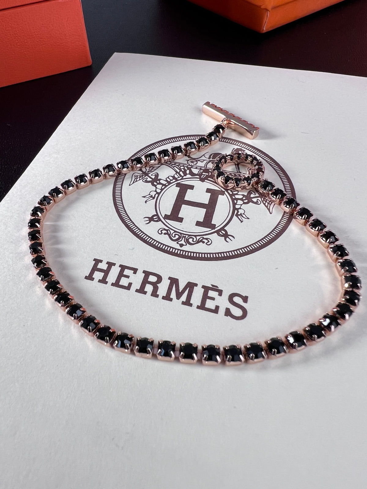 Horse Bracelet in Polished Metal-Tone – Design 009 detail view