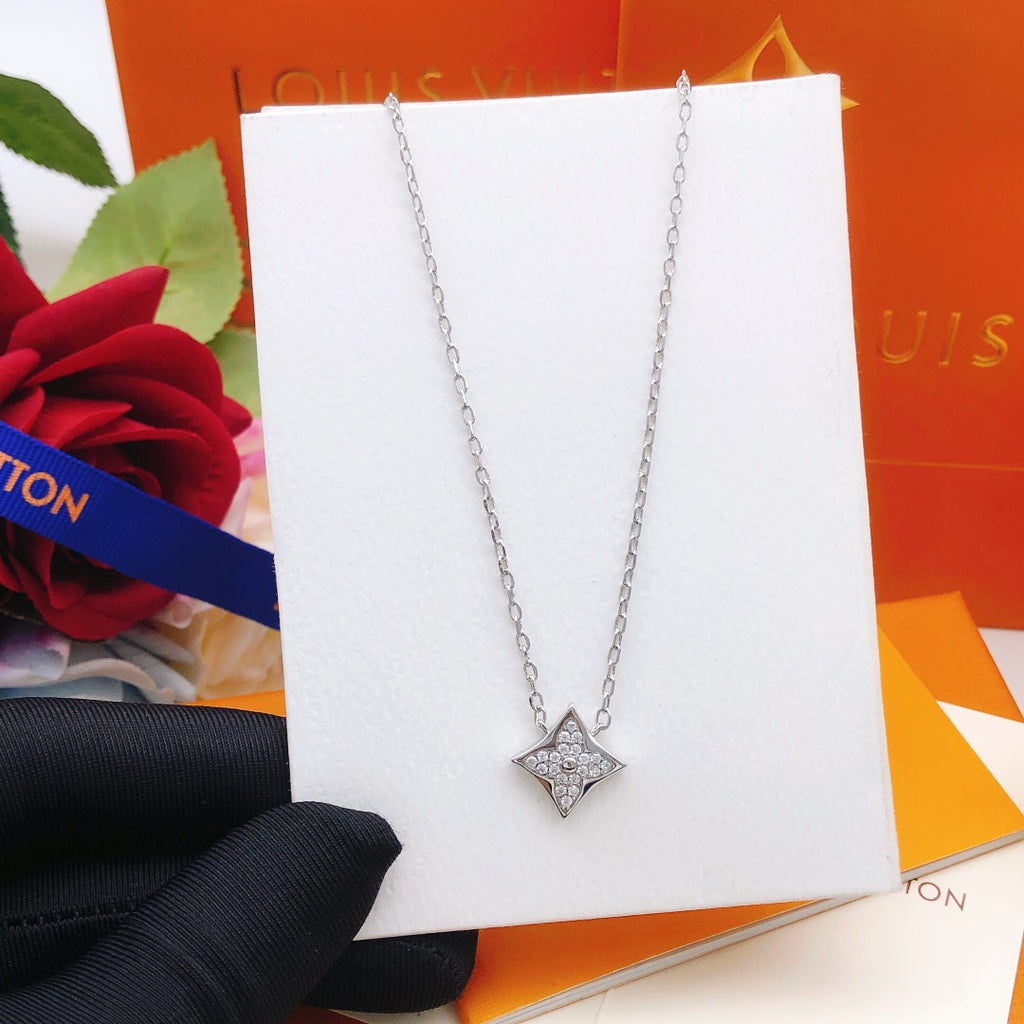 Geometric Emblem Pendant Necklace in Silver-Tone – Silver Detail – Design 006 side detail