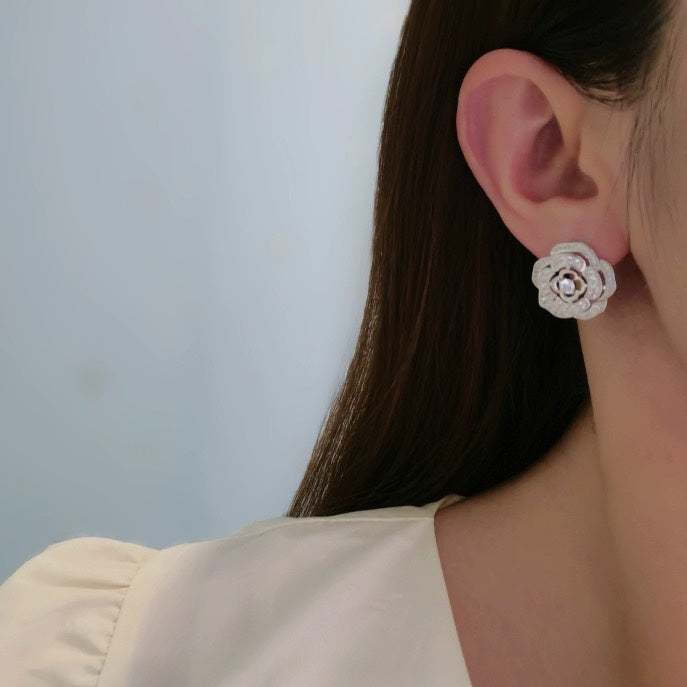 Camellia Jewelry Accessory in Gold-Tone – Camellia Detail – Design 004 styled product view