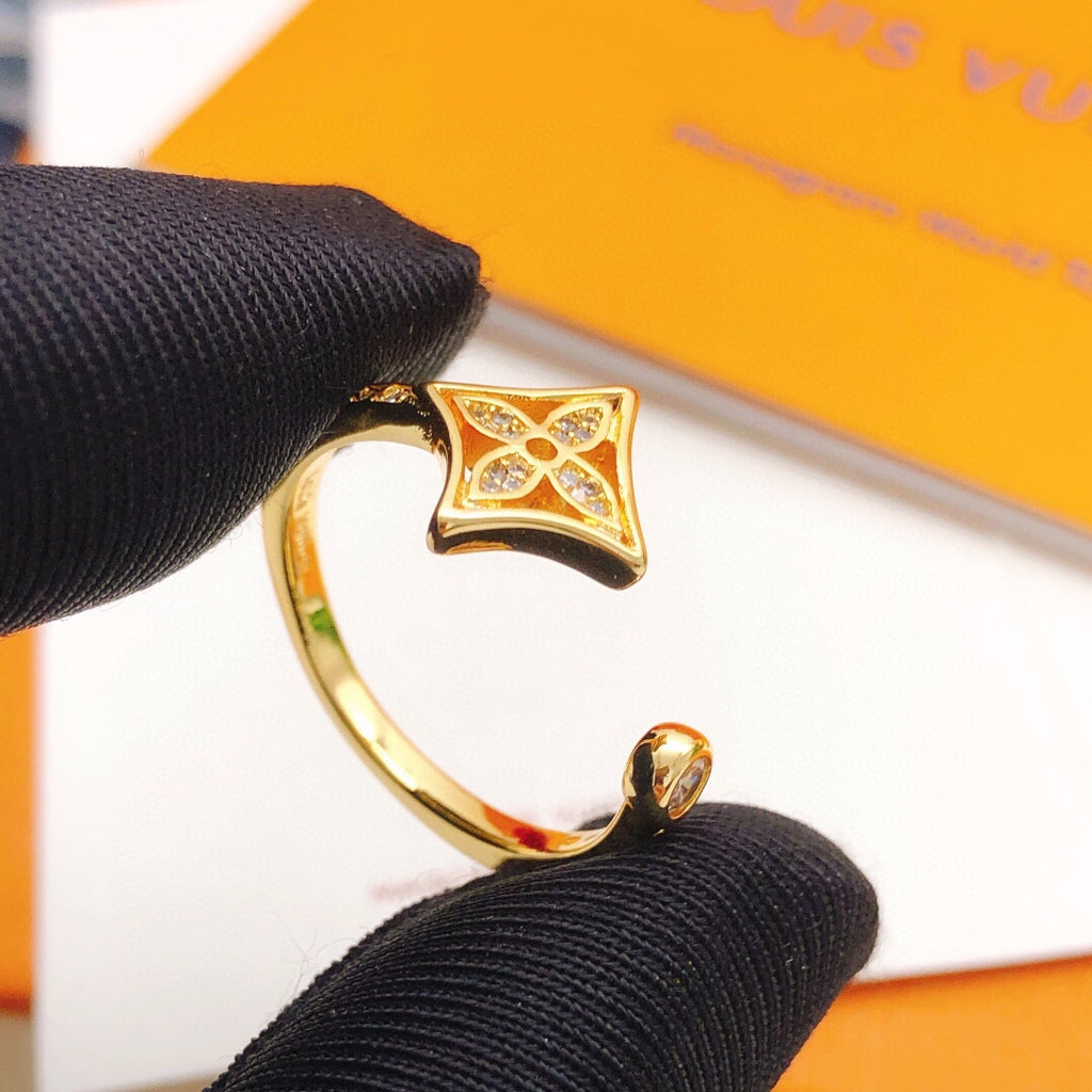 Geometric Emblem Statement Ring in Gold-Tone – Design 009 styled product view