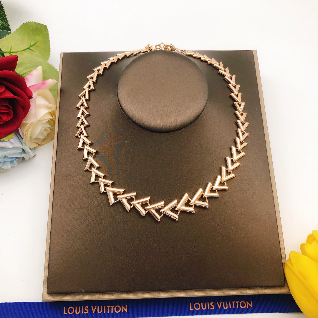 Geometric Emblem Pendant Necklace in Rose-Gold-Tone – Rose Gold Detail – Design 007 main product view