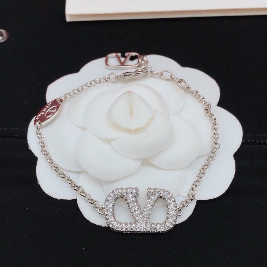 V Emblem Crystal-Accent Bracelet – Design 02 detail view