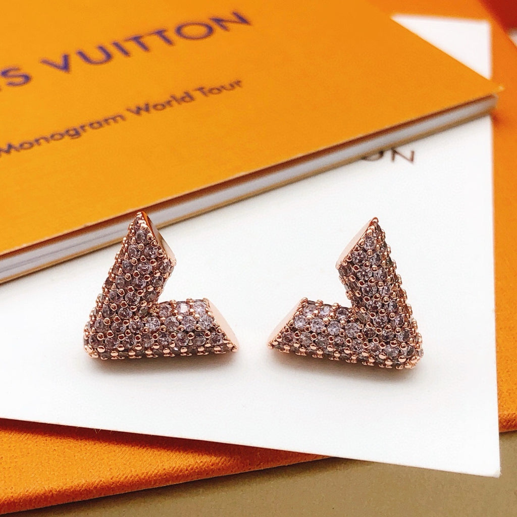 Geometric Emblem Fashion Accessory – Rose Gold Detail close-up detail