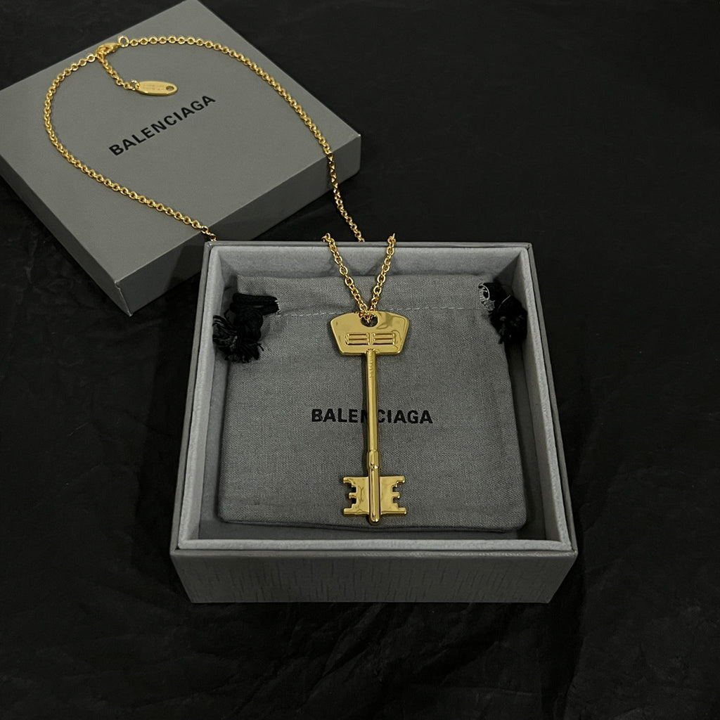 Geometric Emblem Pendant Necklace in Polished Metal-Tone – Design 085 side detail