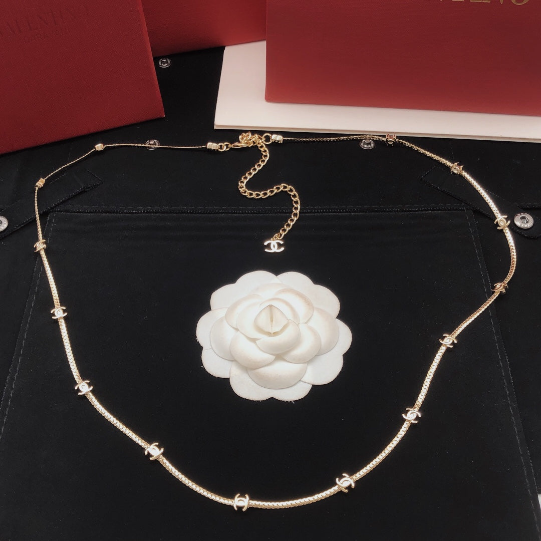Signature Emblem Pendant Necklace in Gold-Tone – Design 039 side detail