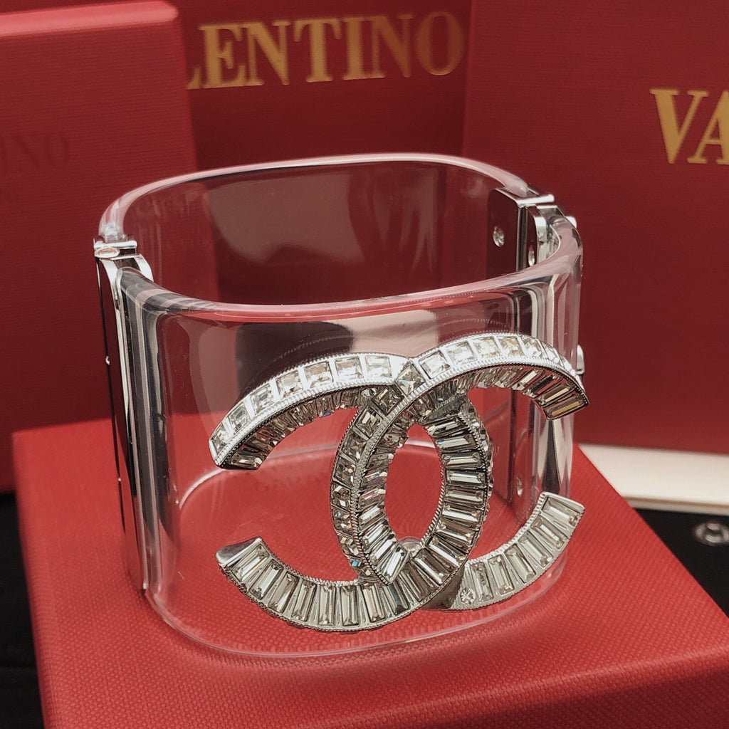 Signature Emblem Bangle in Gold-Tone – White Detail – Design 002 front product view