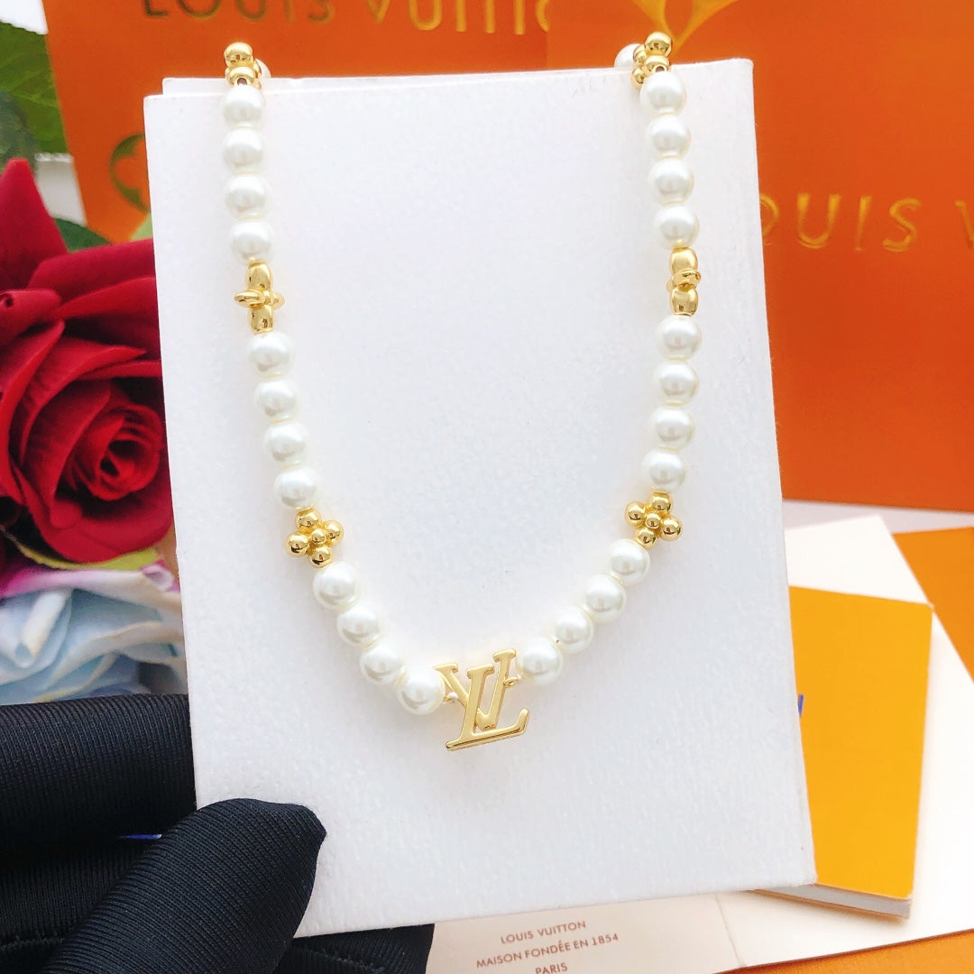 Geometric Emblem Pendant Necklace in Gold-Tone – Pearl Detail – Design 004 close-up detail
