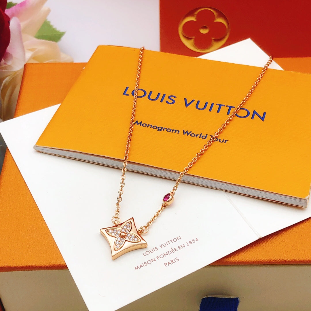 Geometric Emblem Pendant Necklace in Rose-Gold-Tone – Rose Gold Detail – Design 005 side detail