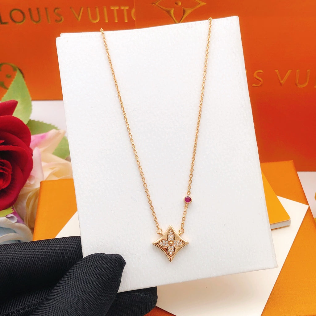 Geometric Emblem Pendant Necklace in Rose-Gold-Tone – Rose Gold Detail – Design 005 detail view