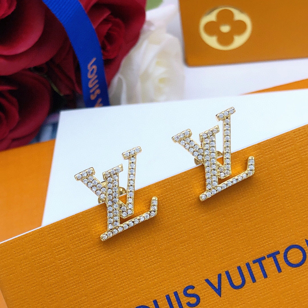 Letter Emblem Stud Earrings in Silver-Tone – Silver Detail – Design 007 close-up detail