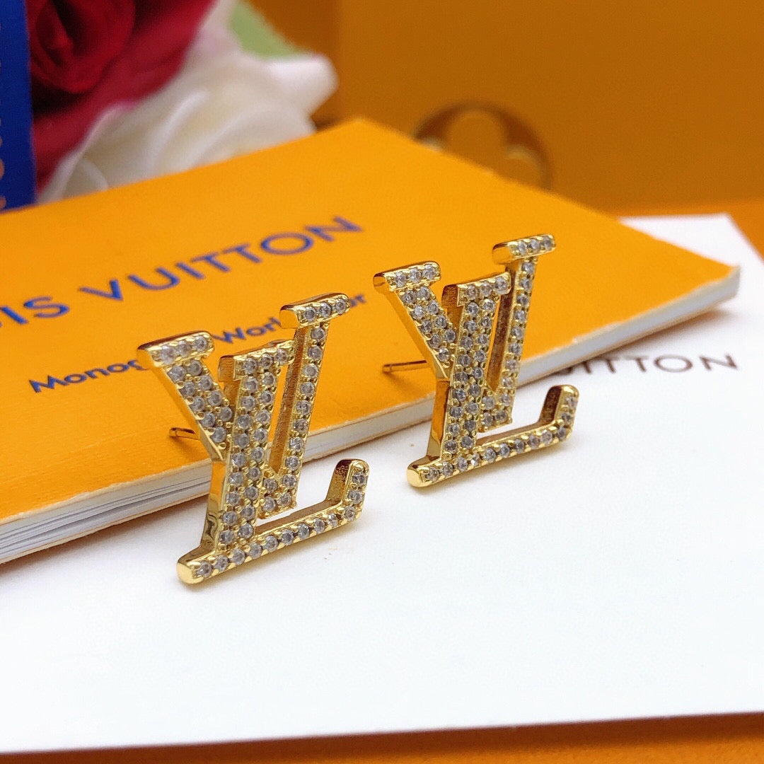 Letter Emblem Stud Earrings in Silver-Tone – Silver Detail – Design 007 detail view