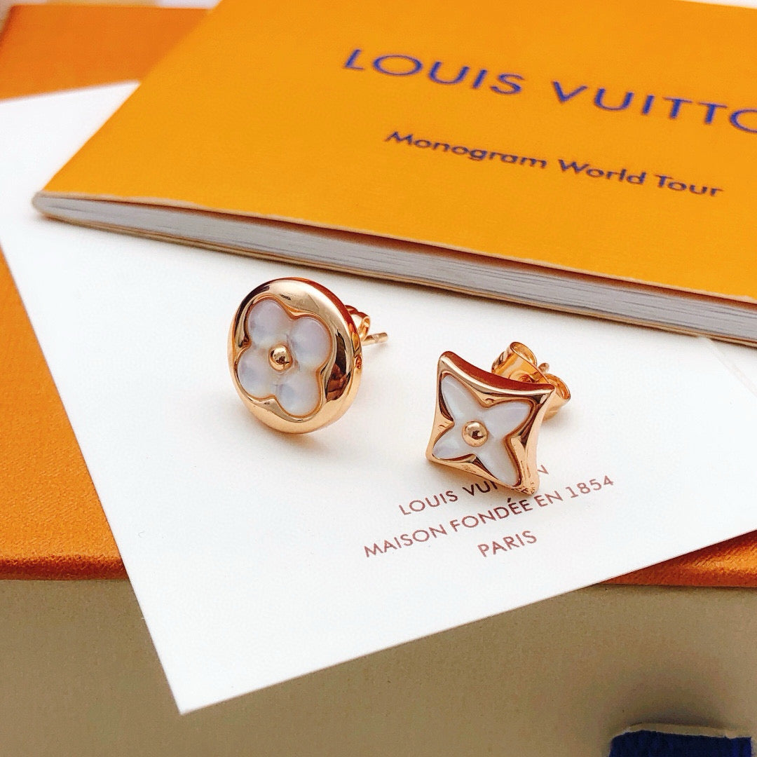 Geometric Emblem Stud Earrings in Gold-Tone – Design 018 detail view