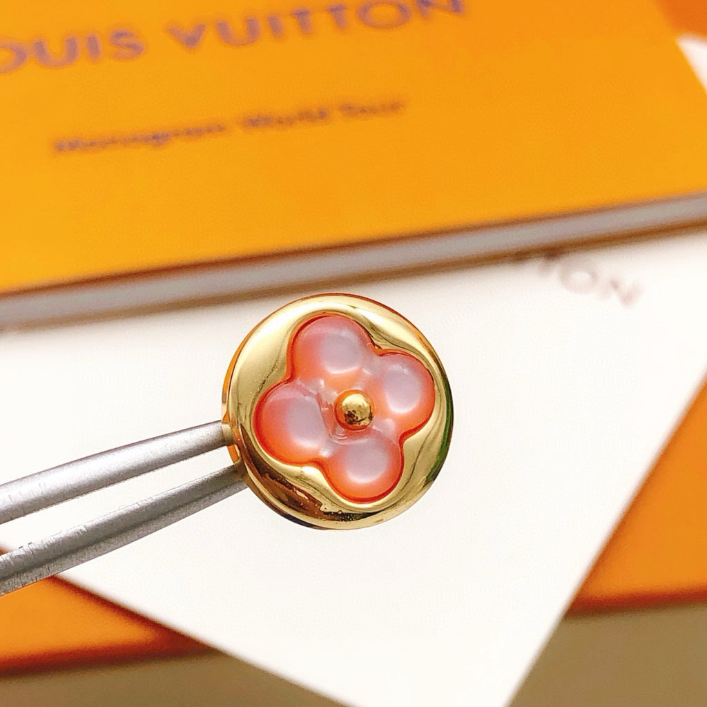 Floral Stud Earrings in Gold-Tone – Pink Detail – Design 002 close-up detail
