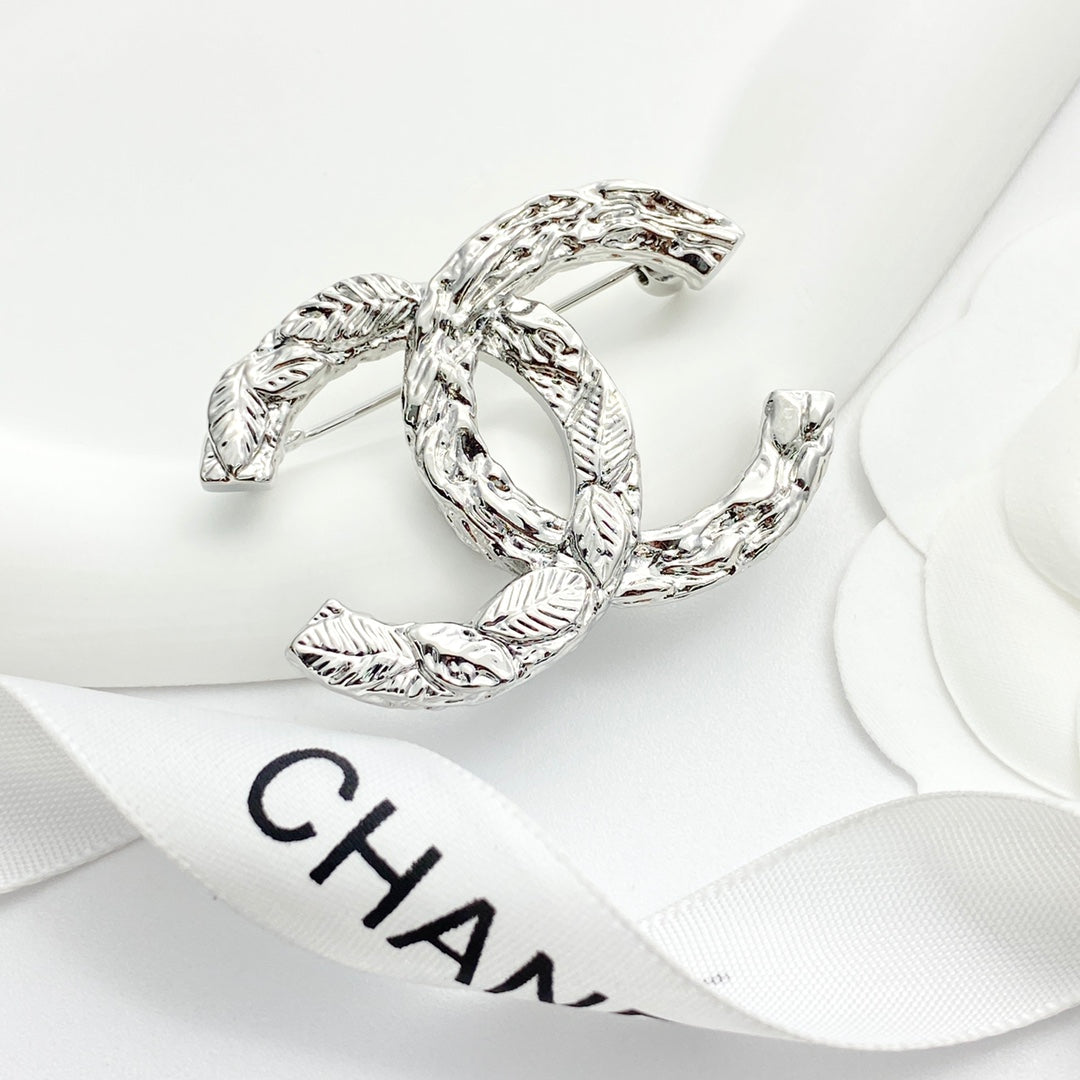Double-C Emblem Brooch in Silver-Tone – Design 001 detail view