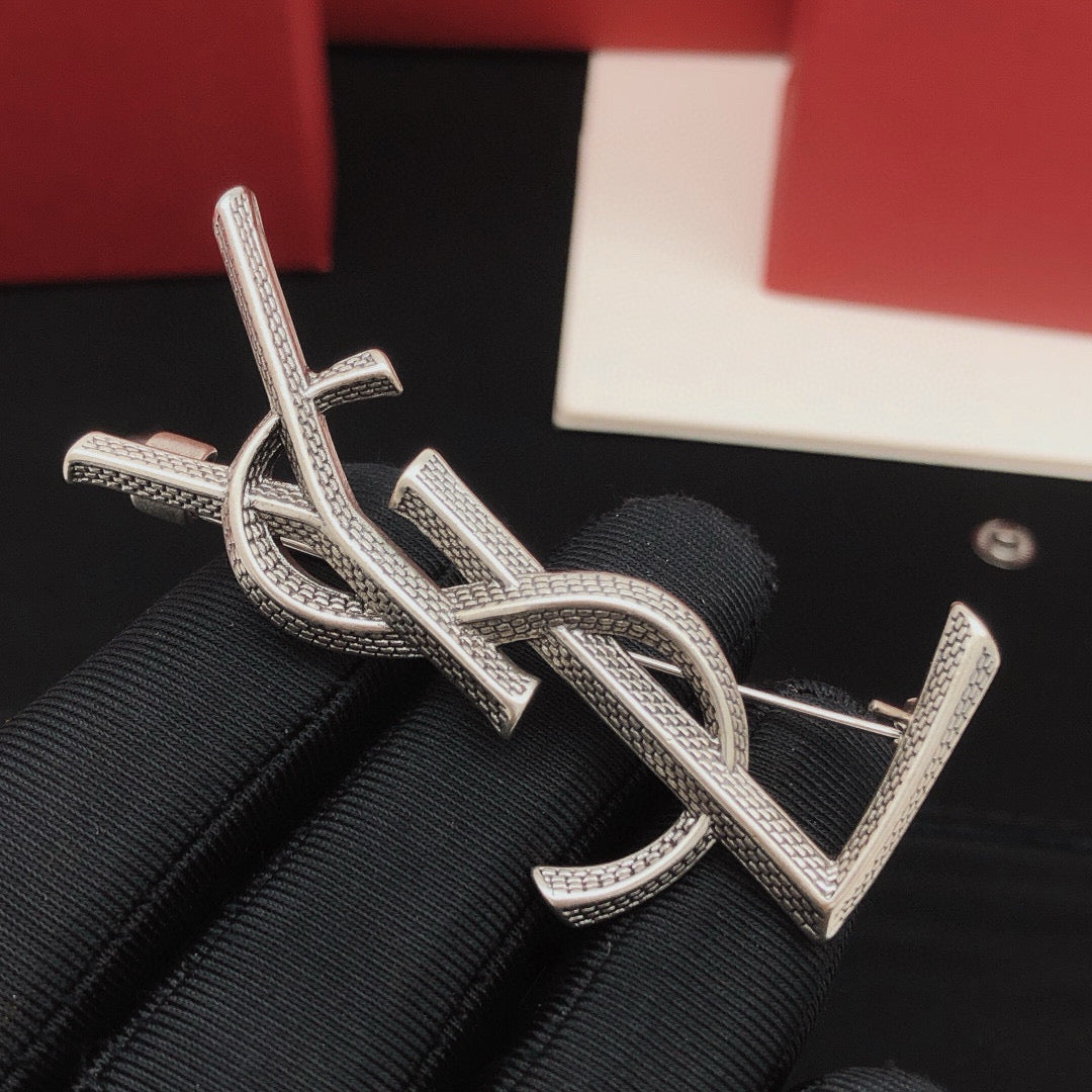 Snake-Scale Brooch in Silver-Tone side detail