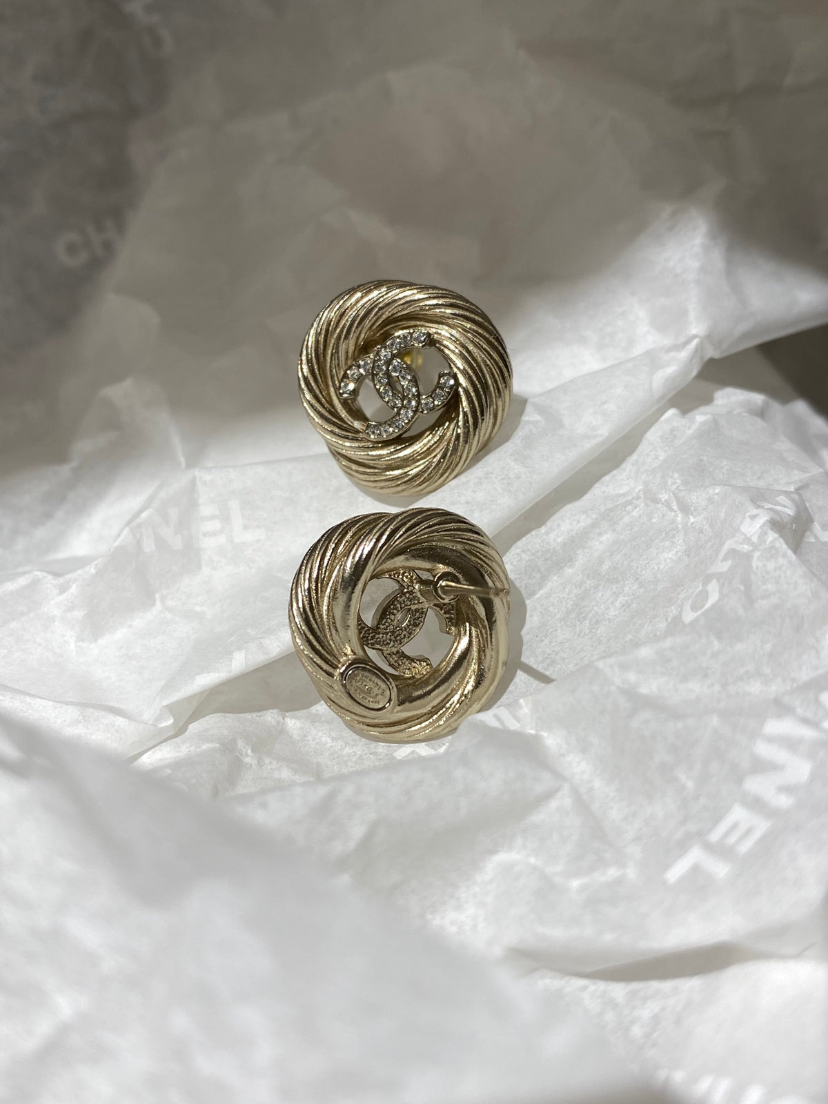 Signature Emblem Stud Earrings in Polished Metal-Tone – Design 067 side detail