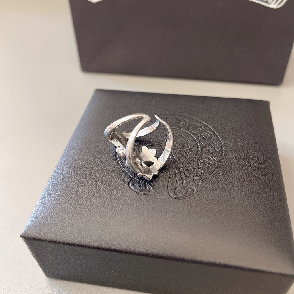 Gothic Emblem Statement Ring in Metal-Tone – Design 03 detail view