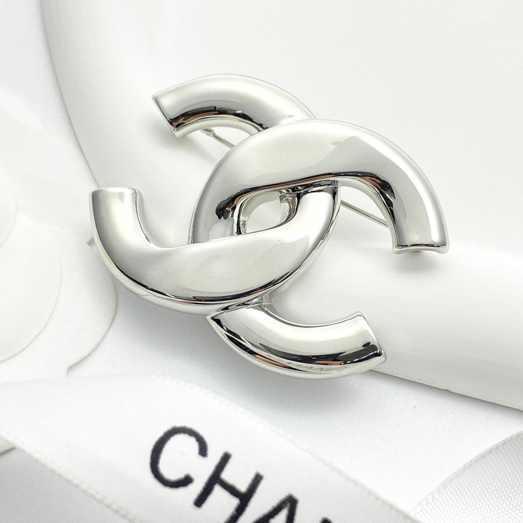 Double-C Emblem Brooch in Silver-Tone – Design 004 front product view