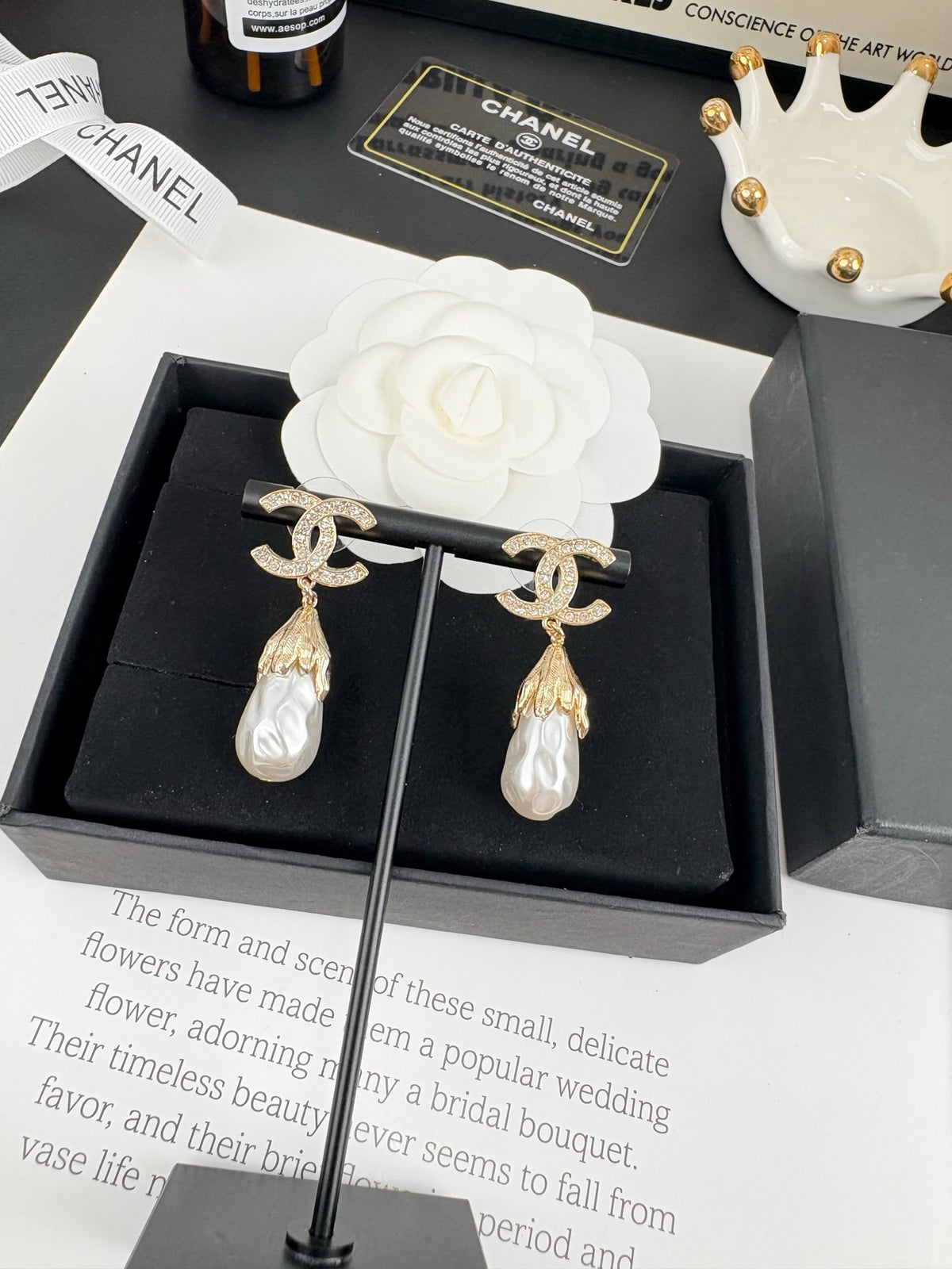 Letter Pearl-Detail Statement Earrings – Pearl Detail – Design 002 side detail