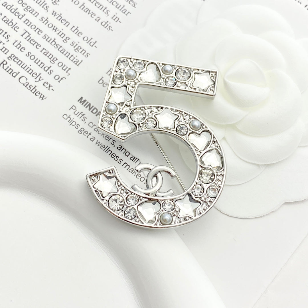 Heart Brooch in Polished Metal-Tone – Pearl Detail main product view