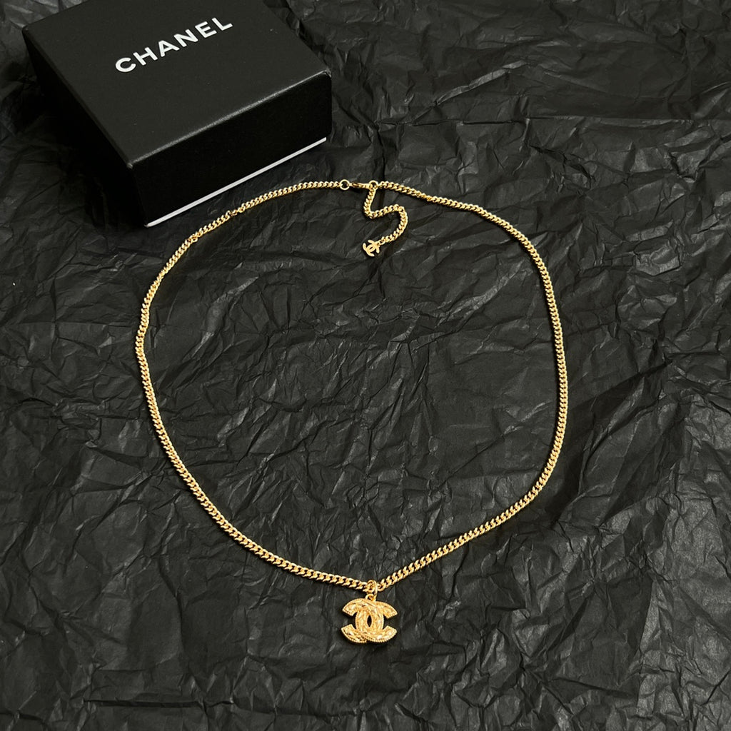 Double-C Emblem Pendant Necklace in Polished Metal-Tone – Design 063 detail view