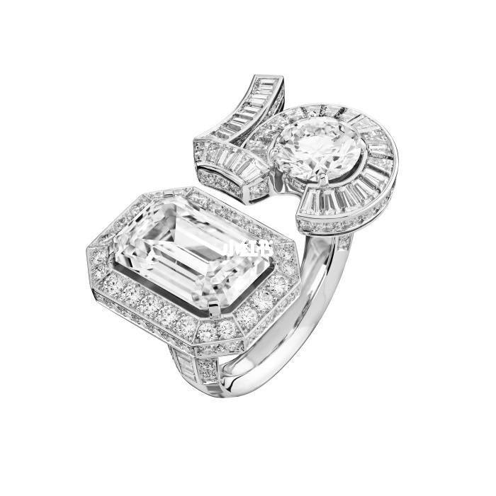Signature Emblem Statement Ring in Polished Metal-Tone – Design 033 front product view