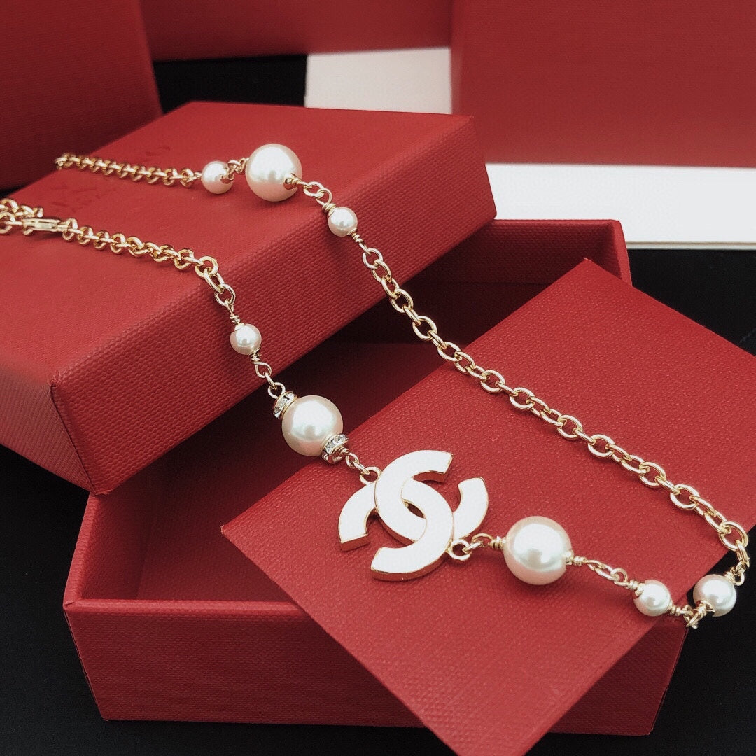 Signature Emblem Pendant Necklace in Gold-Tone – Pink Detail – Design 005 detail view
