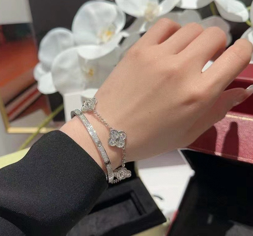 Five-Motif Clover Bracelet in Silver-Tone detail view