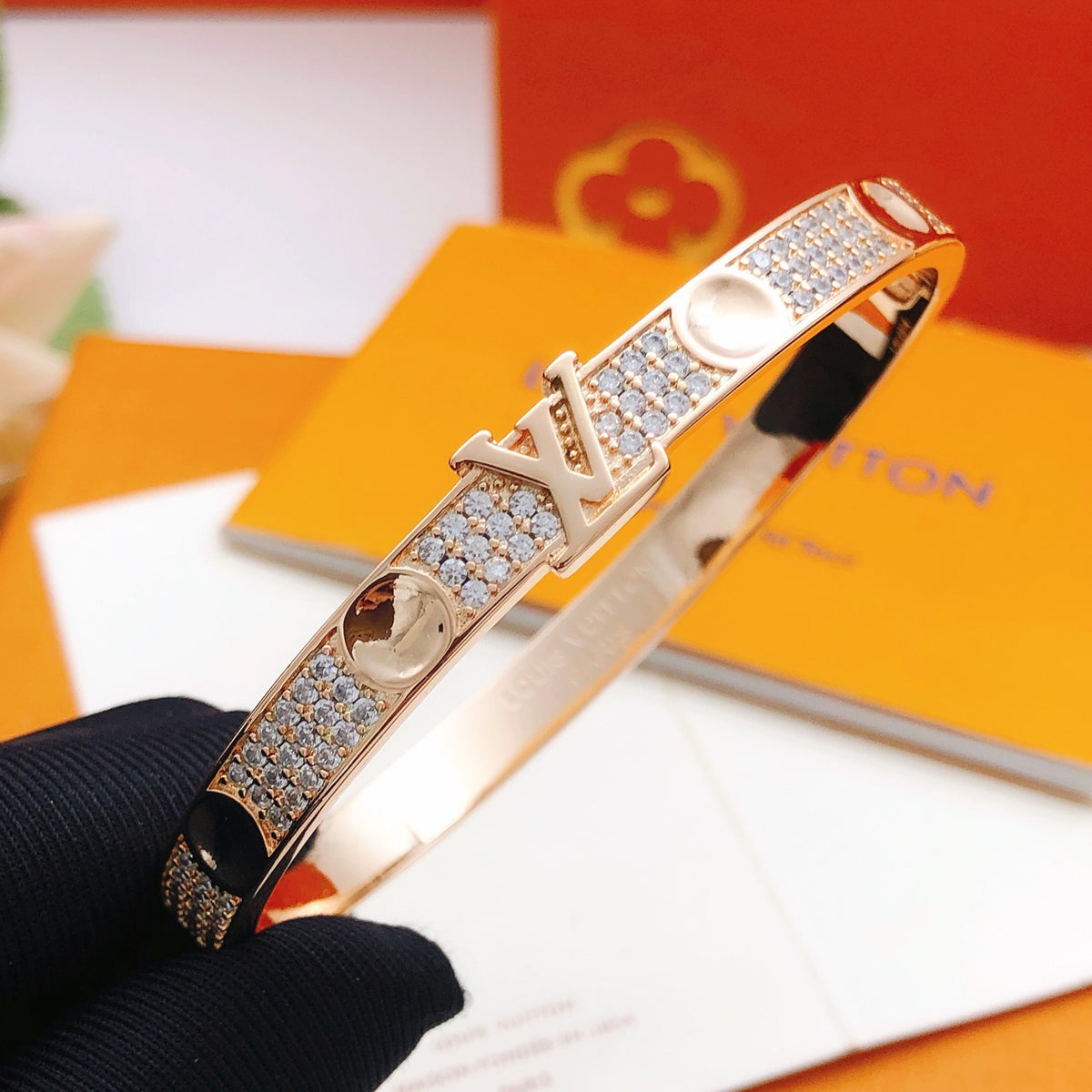 Geometric Emblem Bangle in Rose-Gold-Tone – Rose Gold Detail – Design 002 close-up detail